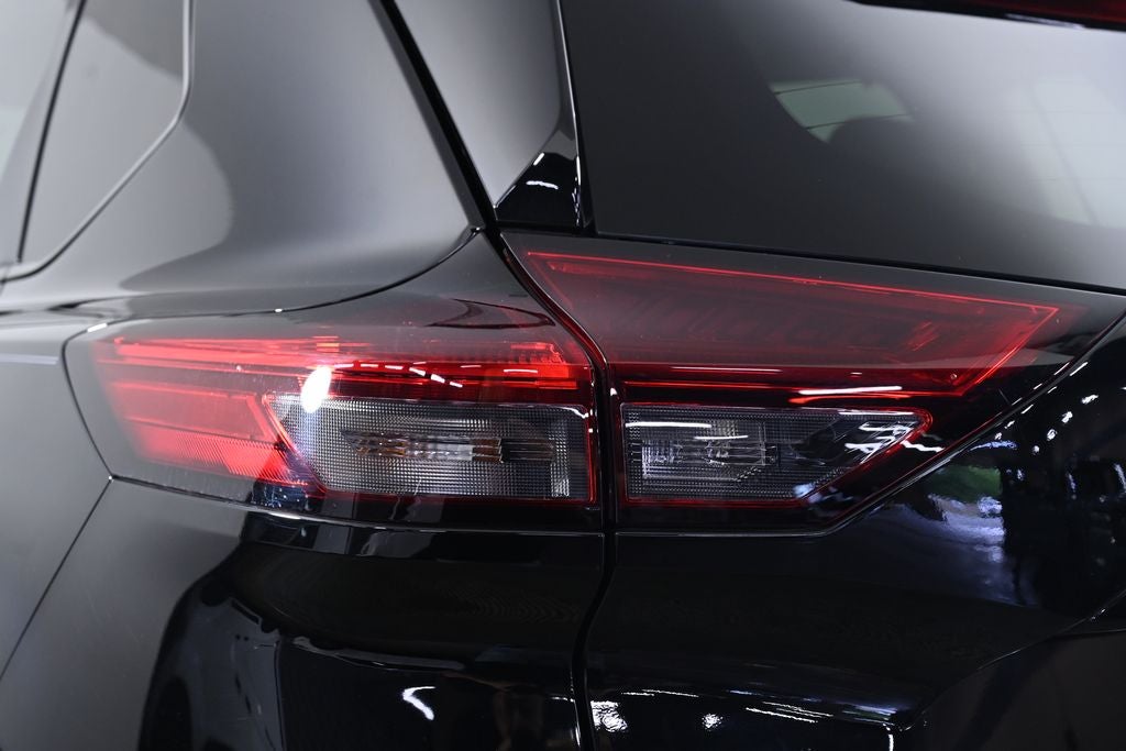2023 Nissan Rogue SL Nissan Certified