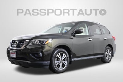 2017 Nissan Pathfinder SL