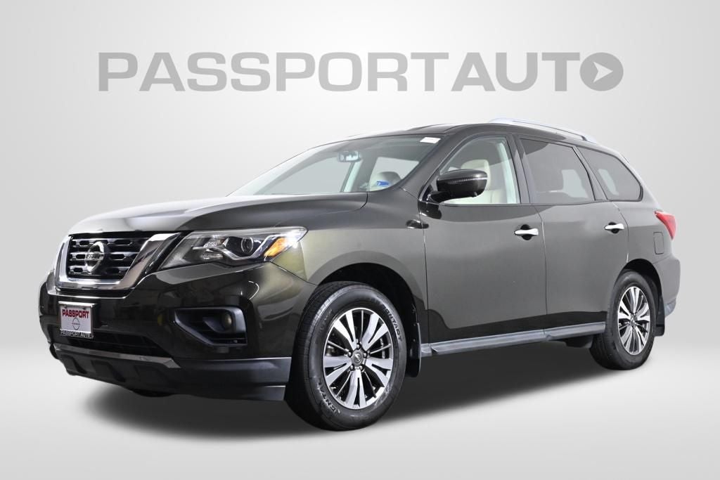 2017 Nissan Pathfinder SL