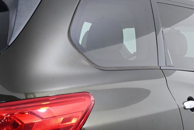 2017 Nissan Pathfinder SL