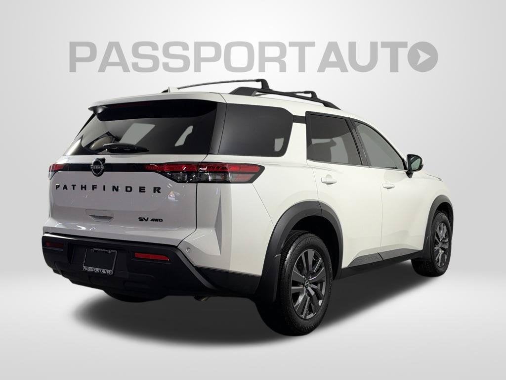 2023 Nissan Pathfinder SV