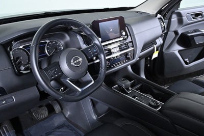 2025 Nissan Pathfinder SV Nissan Certified