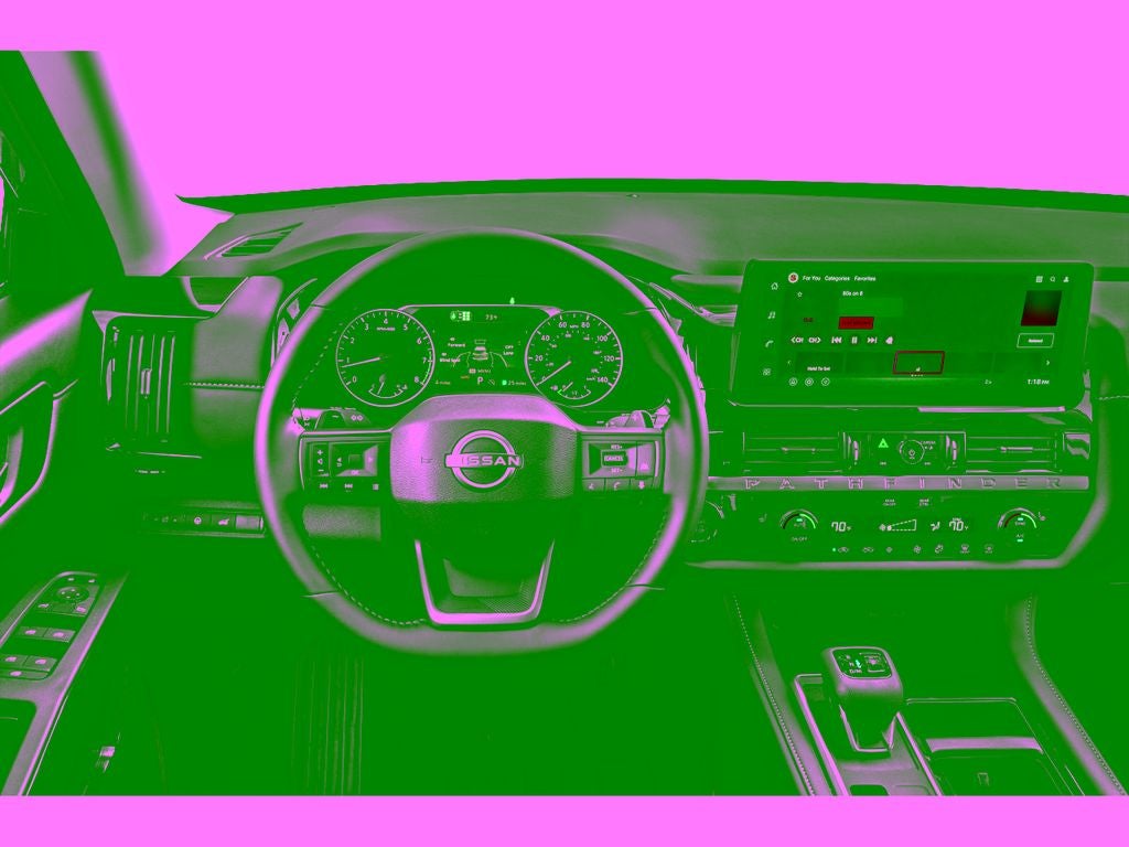 2026 Nissan Pathfinder SV