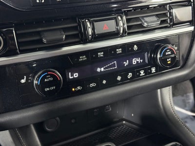 2024 Nissan Pathfinder SL Nissan Certified