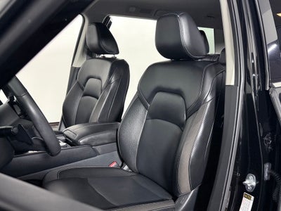 2024 Nissan Pathfinder SL Nissan Certified