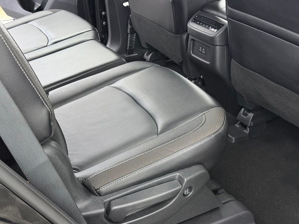 2024 Nissan Pathfinder SL Nissan Certified