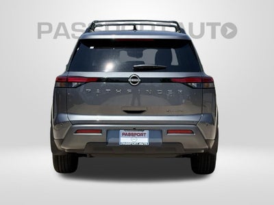 2026 Nissan Pathfinder SL