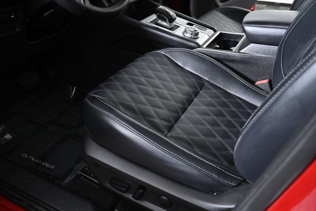 2024 Mitsubishi Outlander SEL