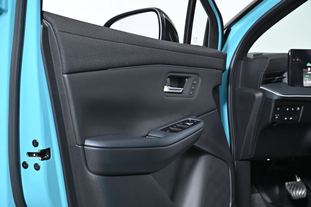 2026 Nissan Leaf PLATINUM+