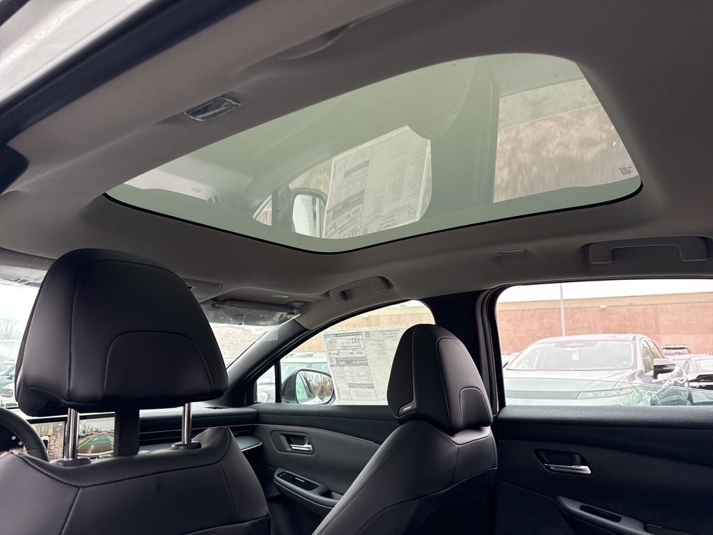 2026 Nissan Leaf PLATINUM+