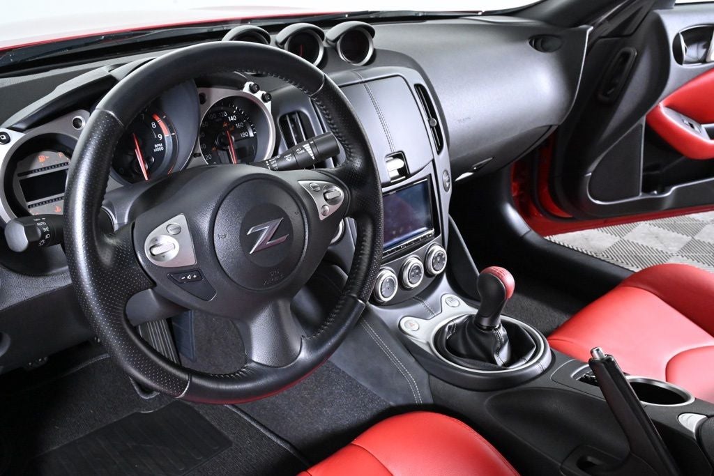 2010 Nissan 370Z Base