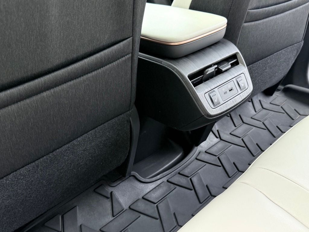 2023 Nissan Ariya EVOLVE+