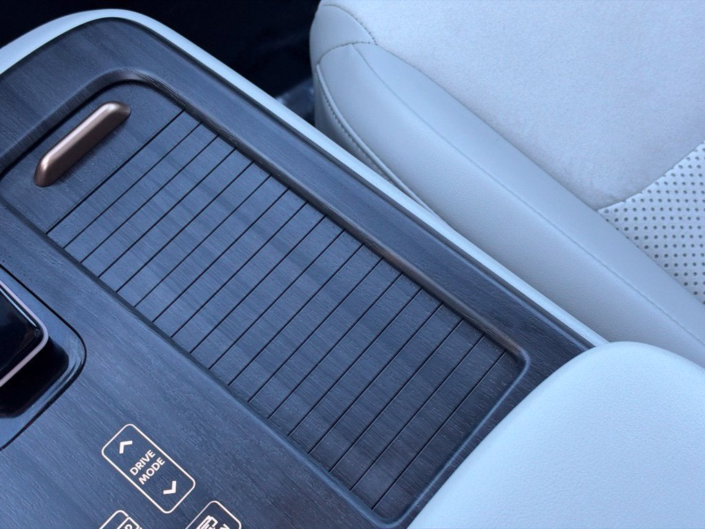 2024 Nissan Ariya EVOLVE+ e-4ORCE EV Certified