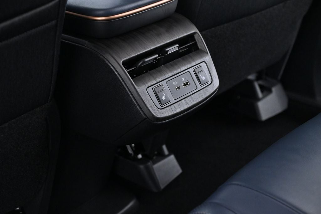 2023 Nissan Ariya PLATINUM+ e-4ORCE EV Certified