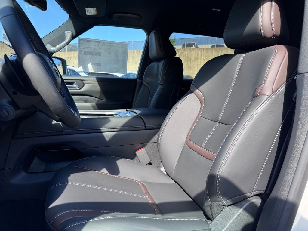 2025 Nissan Armada SL