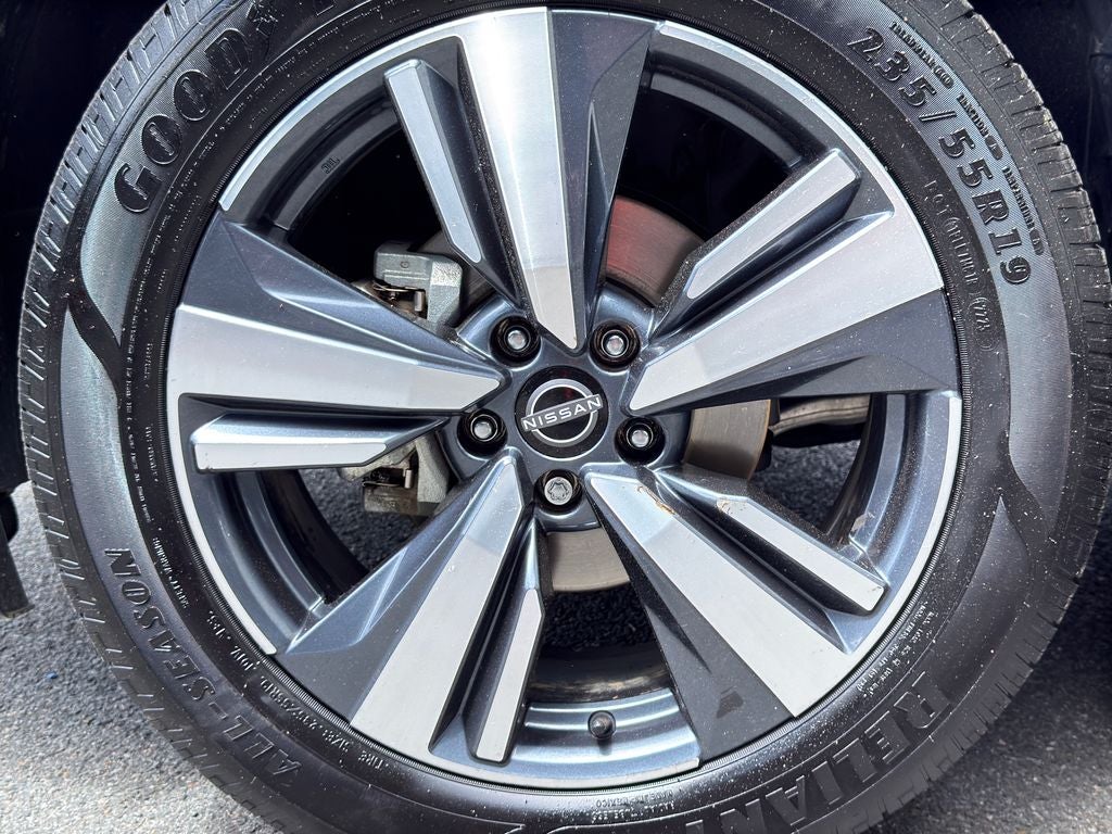 2023 Nissan Rogue Platinum Certified Select