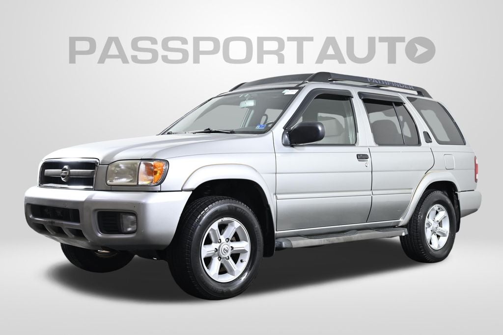 2004 Nissan Pathfinder SE