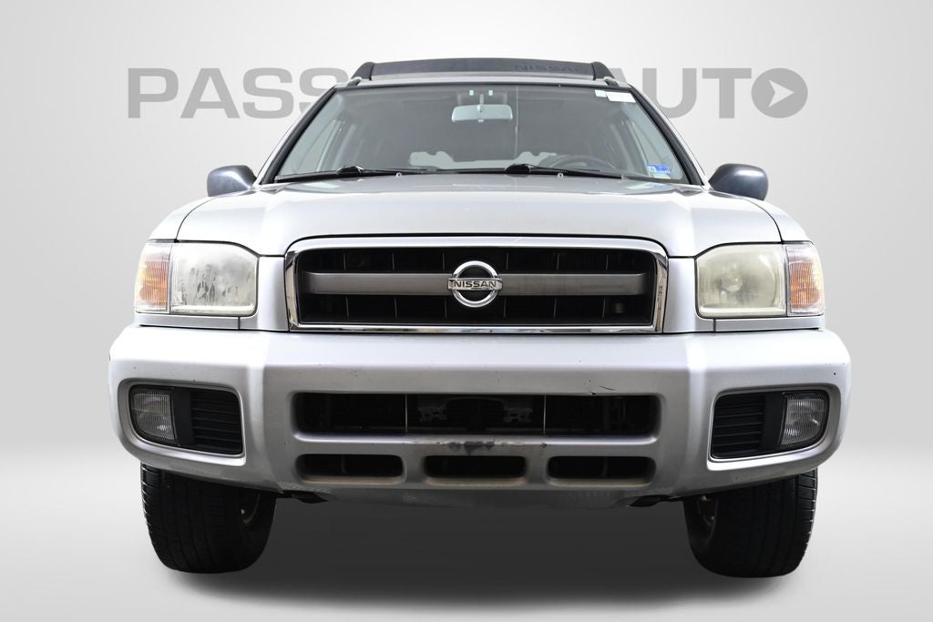 2004 Nissan Pathfinder SE