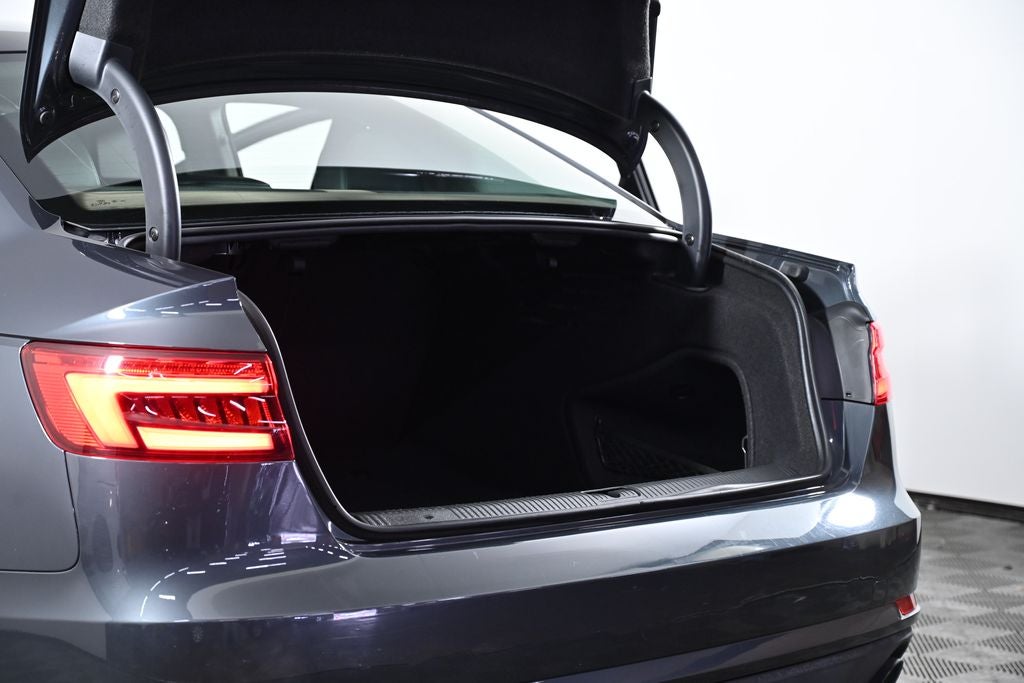 2017 Audi A4 2.0T ultra Premium