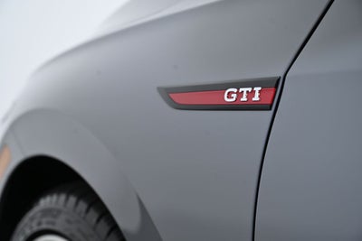 2024 Volkswagen Golf GTI 2.0T SE