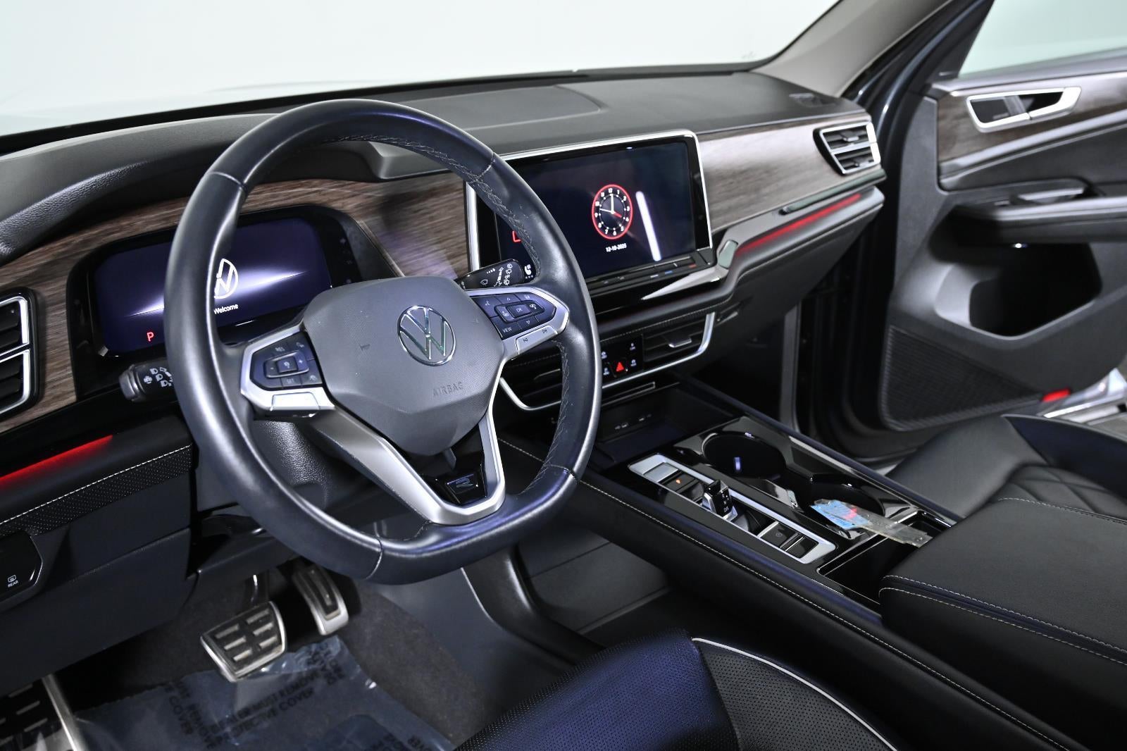 2024 Volkswagen Atlas 2.0T SEL Premium R-Line