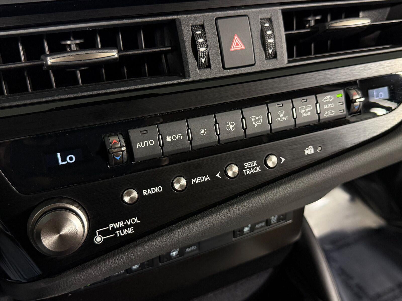 2024 Lexus Es ES 300h