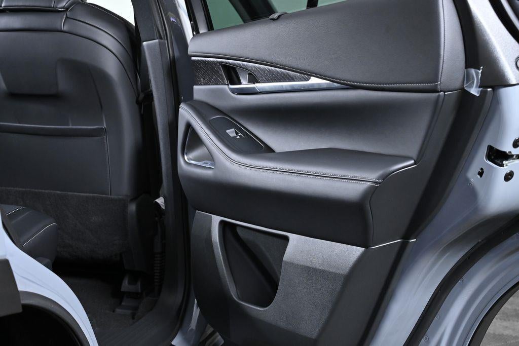 2025 INFINITI QX60 SENSORY