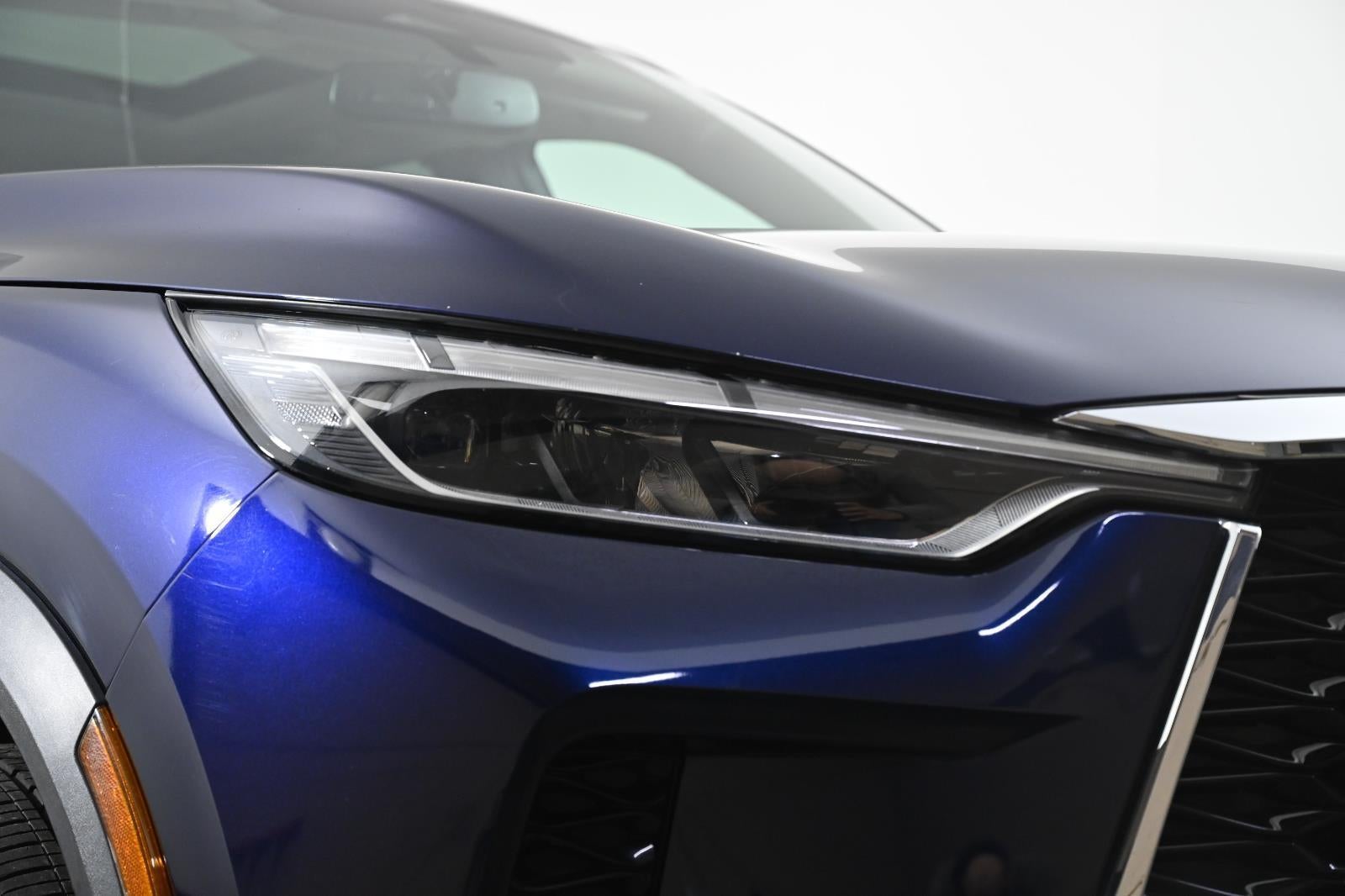 2022 INFINITI QX60 LUXE