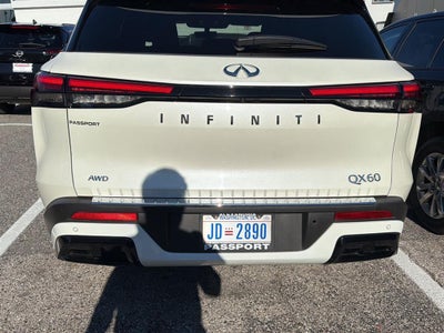 2023 INFINITI QX60 LUXE