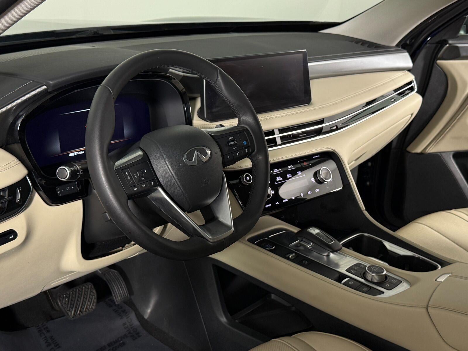 2023 INFINITI QX60 LUXE