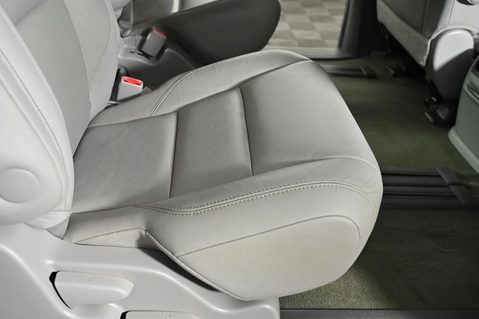 2017 Toyota Sienna XLE 8-Passenger