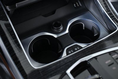 2023 BMW X7 M60i