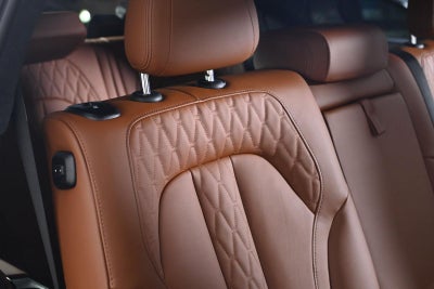 2023 BMW X7 M60i