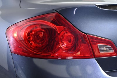 2013 INFINITI G37 Sedan x