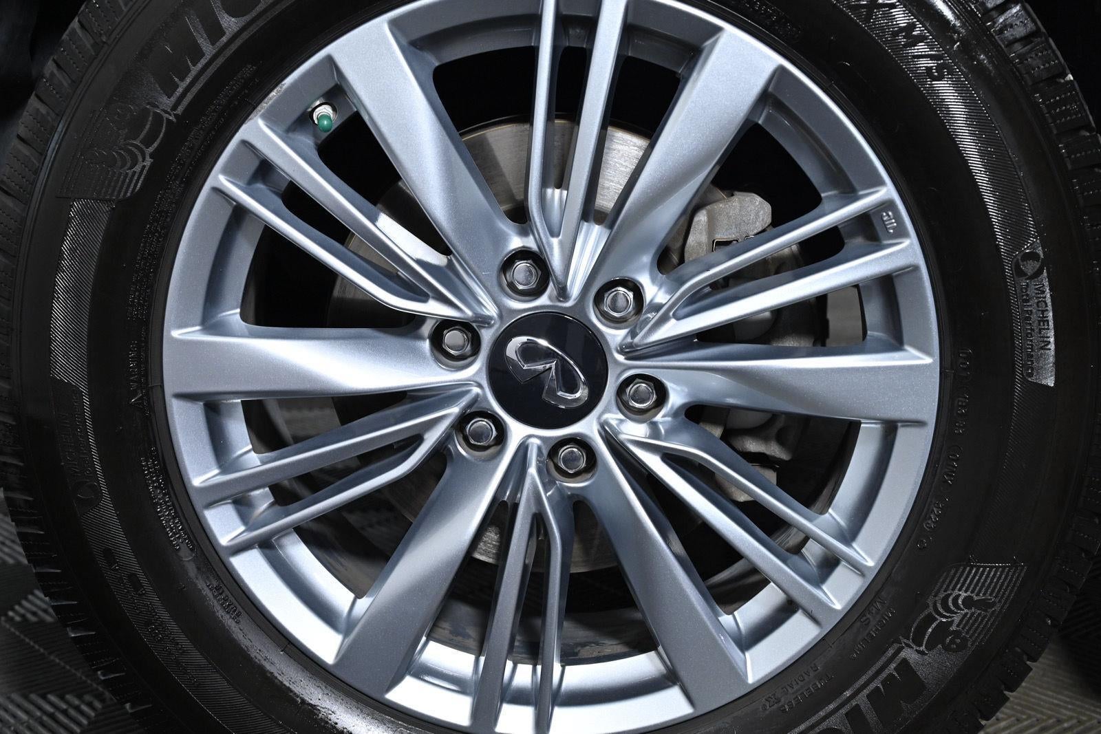 2019 INFINITI QX80 LUXE