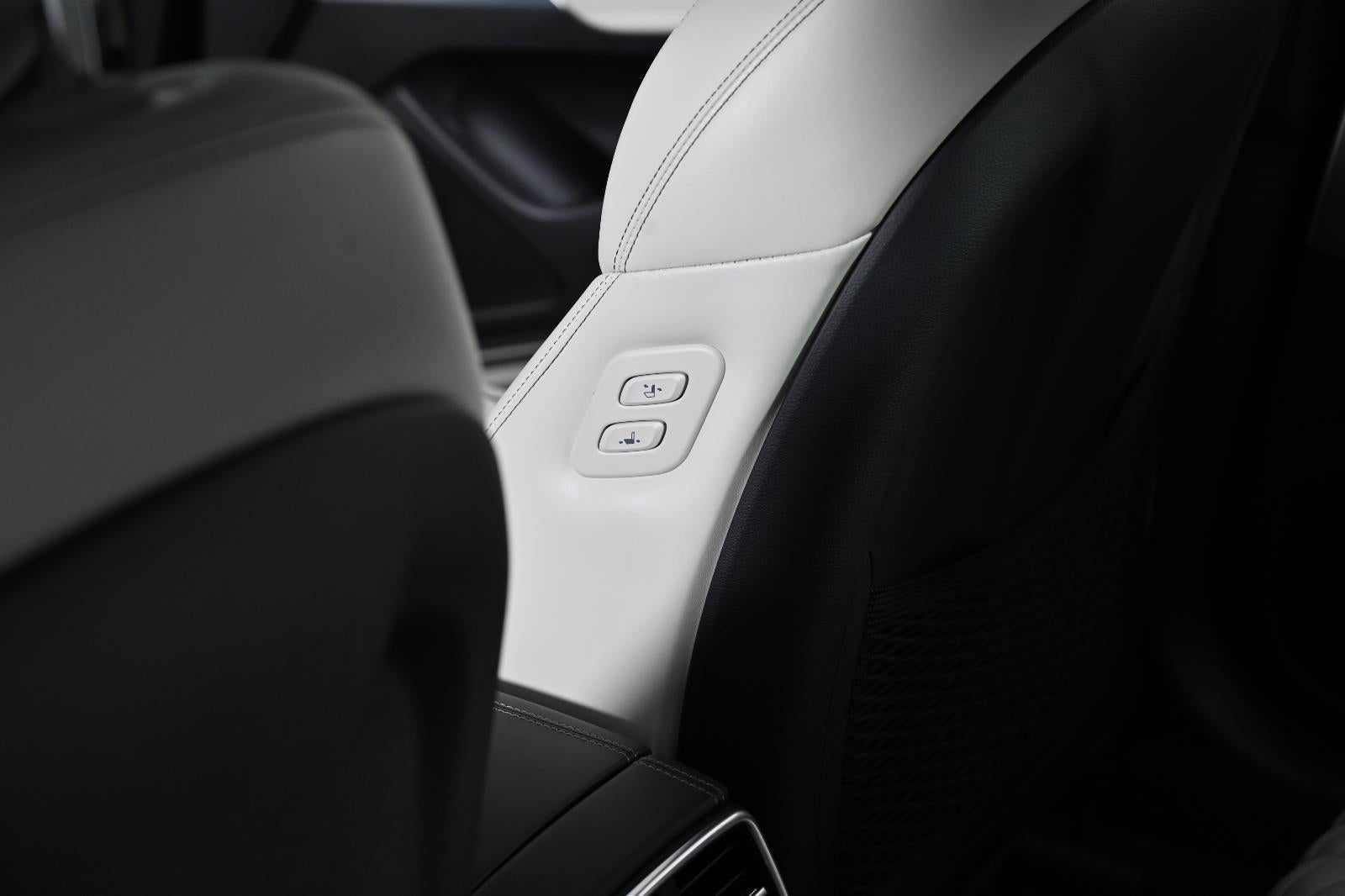 2024 Genesis G70 3.3T Sport Advanced