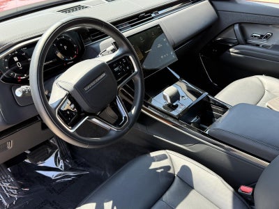 2025 Land Rover Range Rover Sport SE