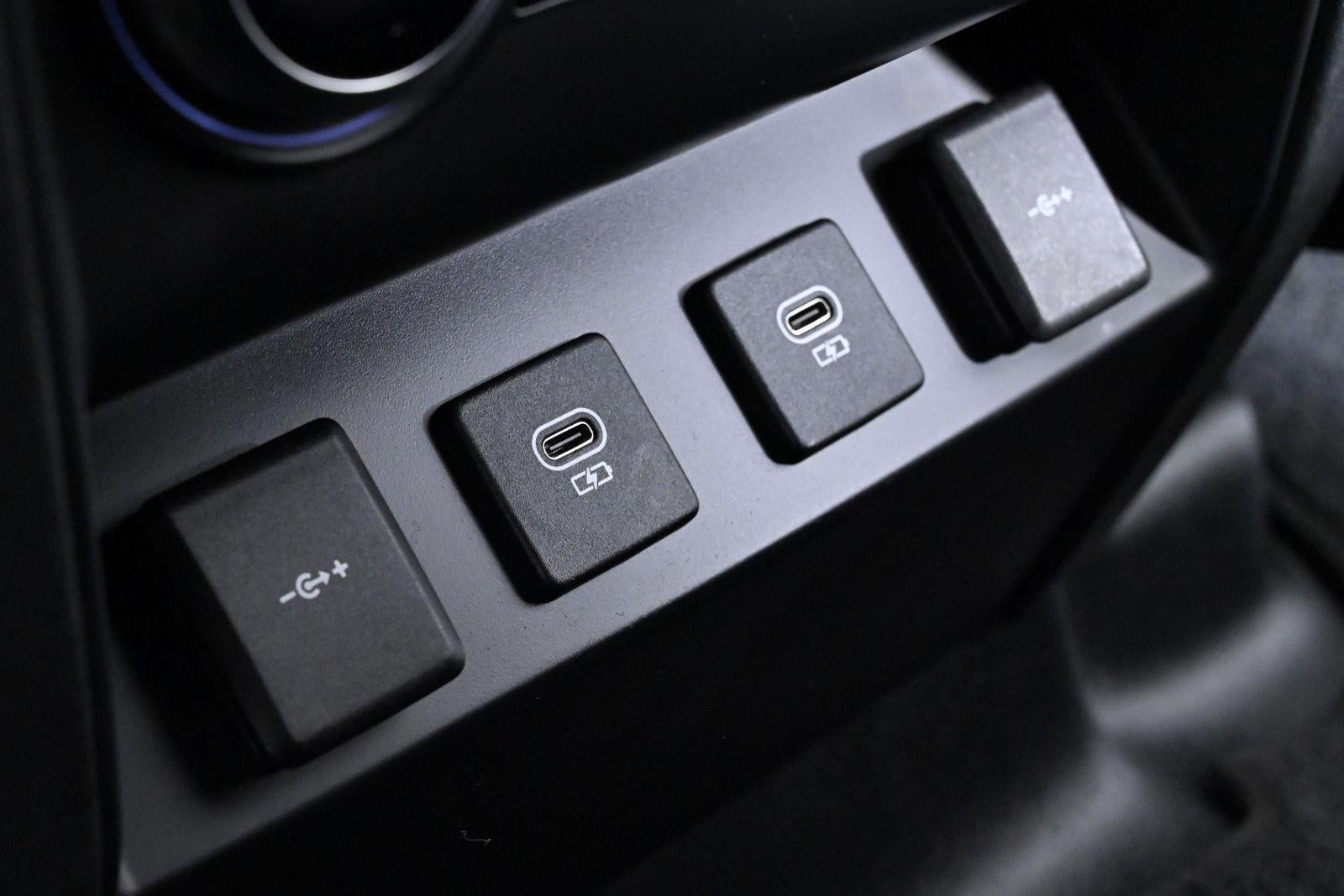 2022 Land Rover Defender X-Dynamic HSE