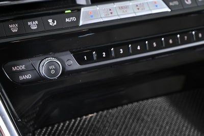 2022 BMW 8 Series M850i