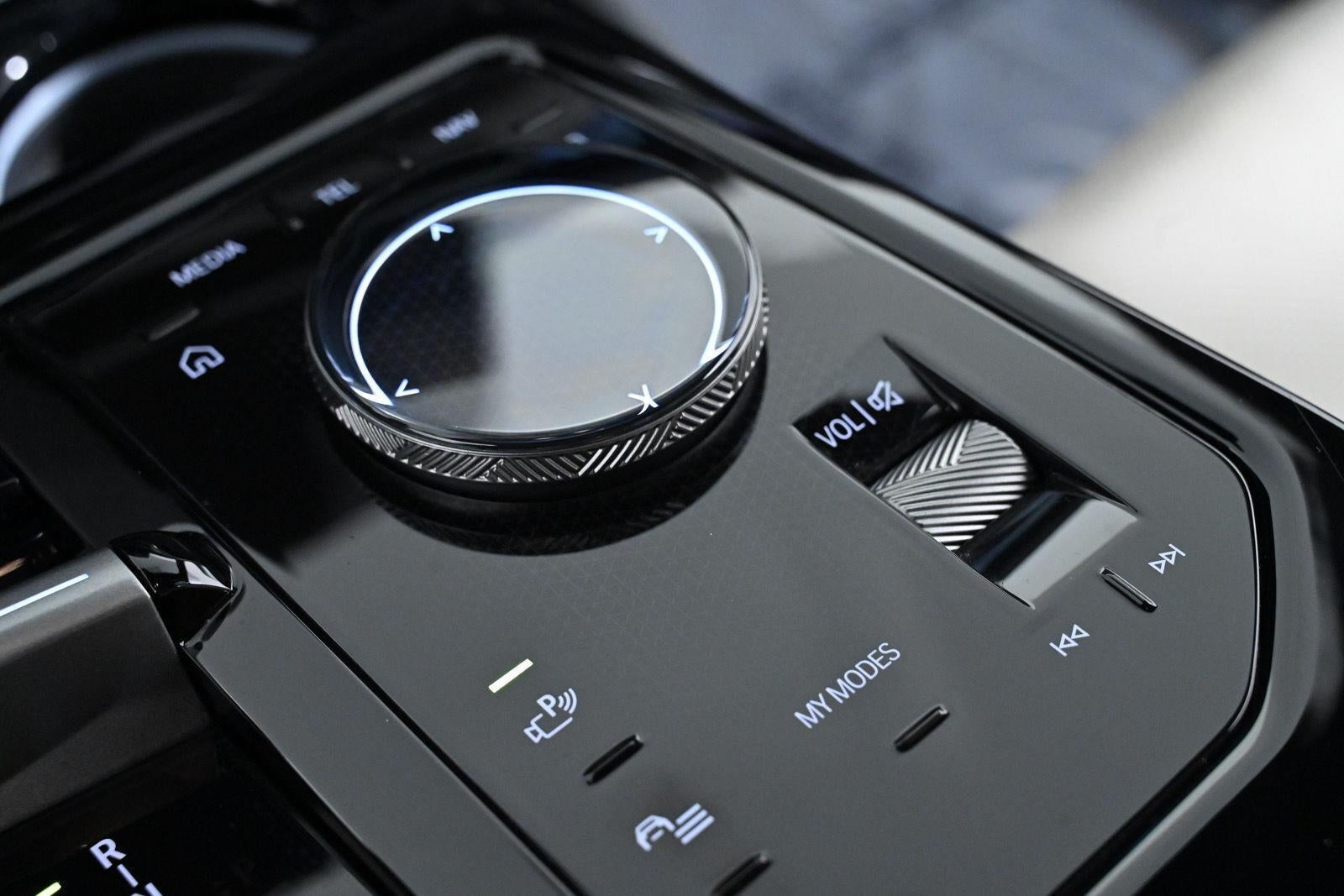 2024 BMW I5 M60