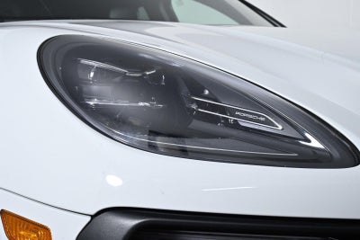 2024 Porsche Macan T