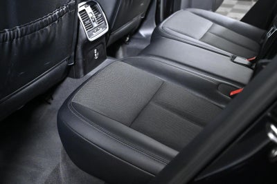 2022 Porsche Macan AWD