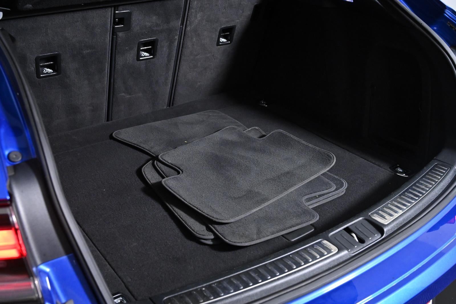 2021 Porsche Macan AWD