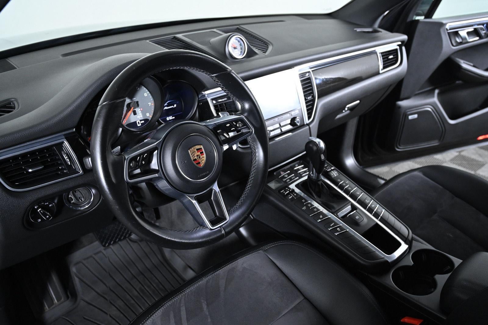 2017 Porsche Macan S