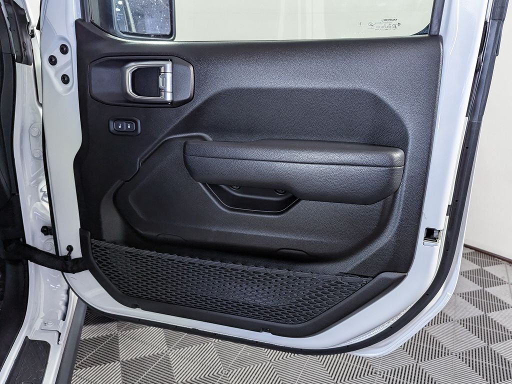 2024 Jeep Gladiator Sport