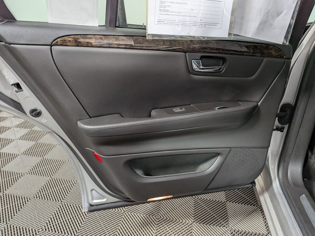 2008 Cadillac DTS Base