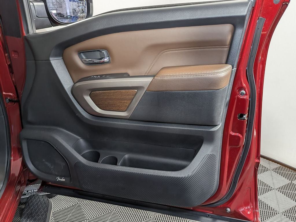 2023 Nissan Titan Platinum Reserve