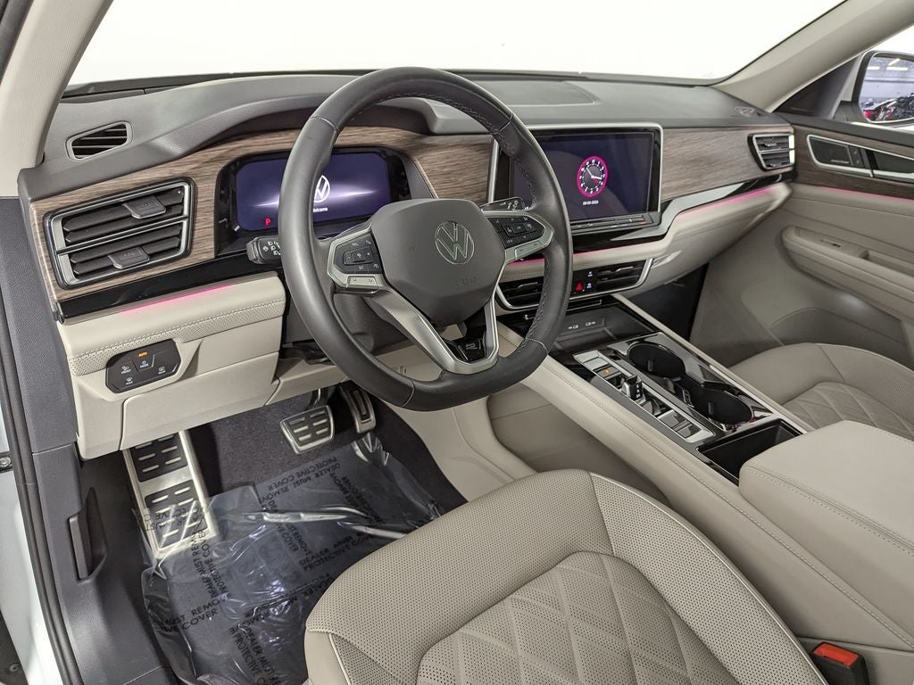 2024 Volkswagen Atlas 2.0T SEL Premium R-Line