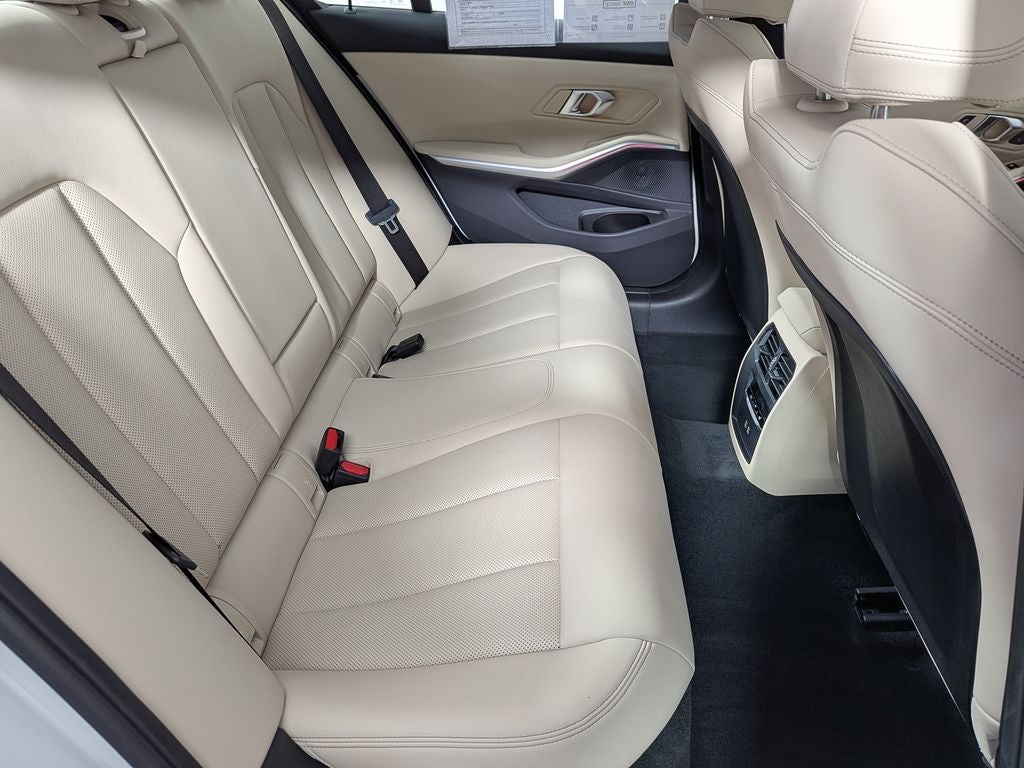 2025 BMW 330i xDrive 330i xDrive