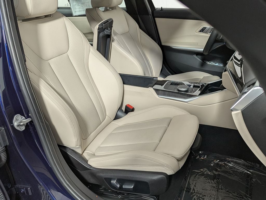 2023 BMW 330i xDrive 330i xDrive